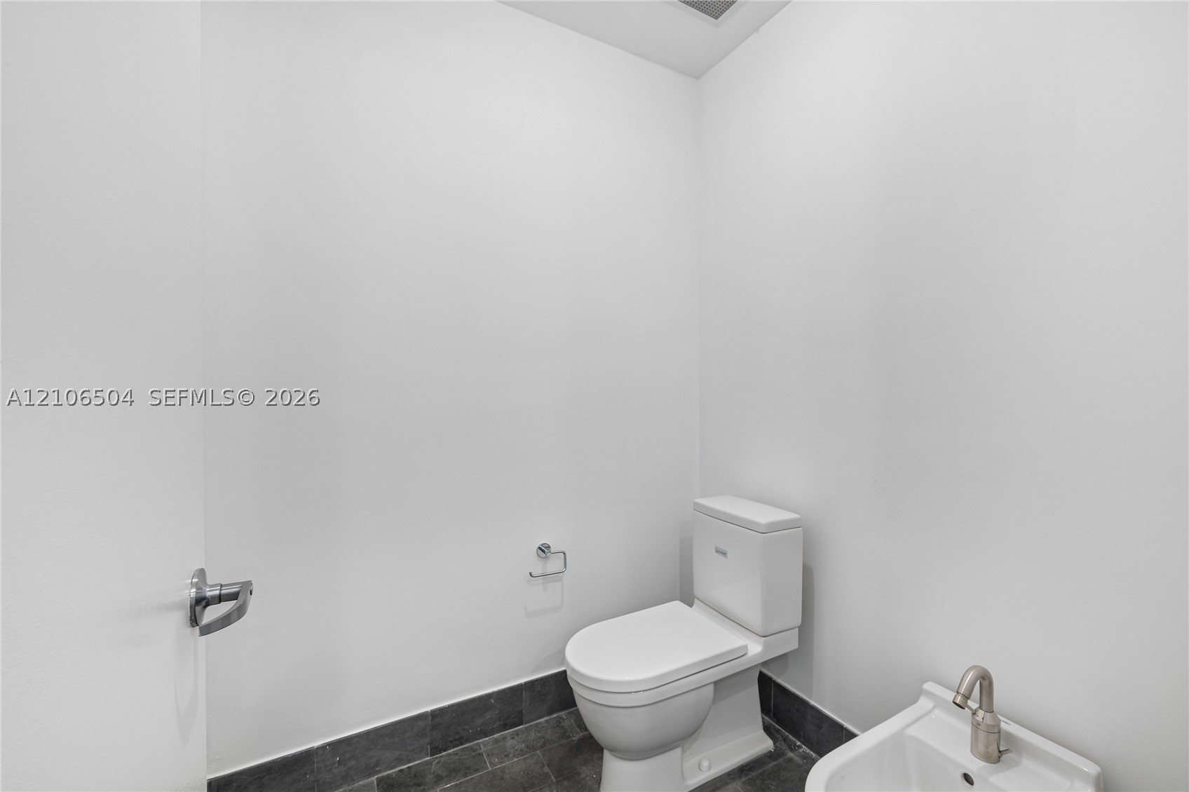 1100 Biscayne Blvd #4306, Miami FL 33132