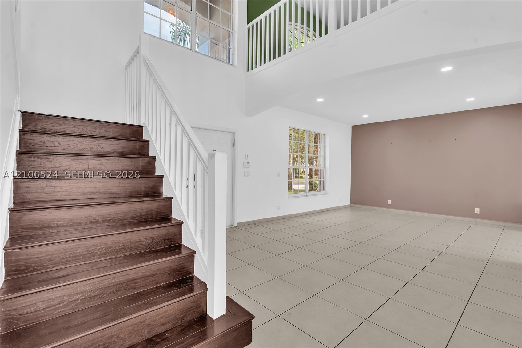 2048 NW 126th Ave, Pembroke Pines FL 33028