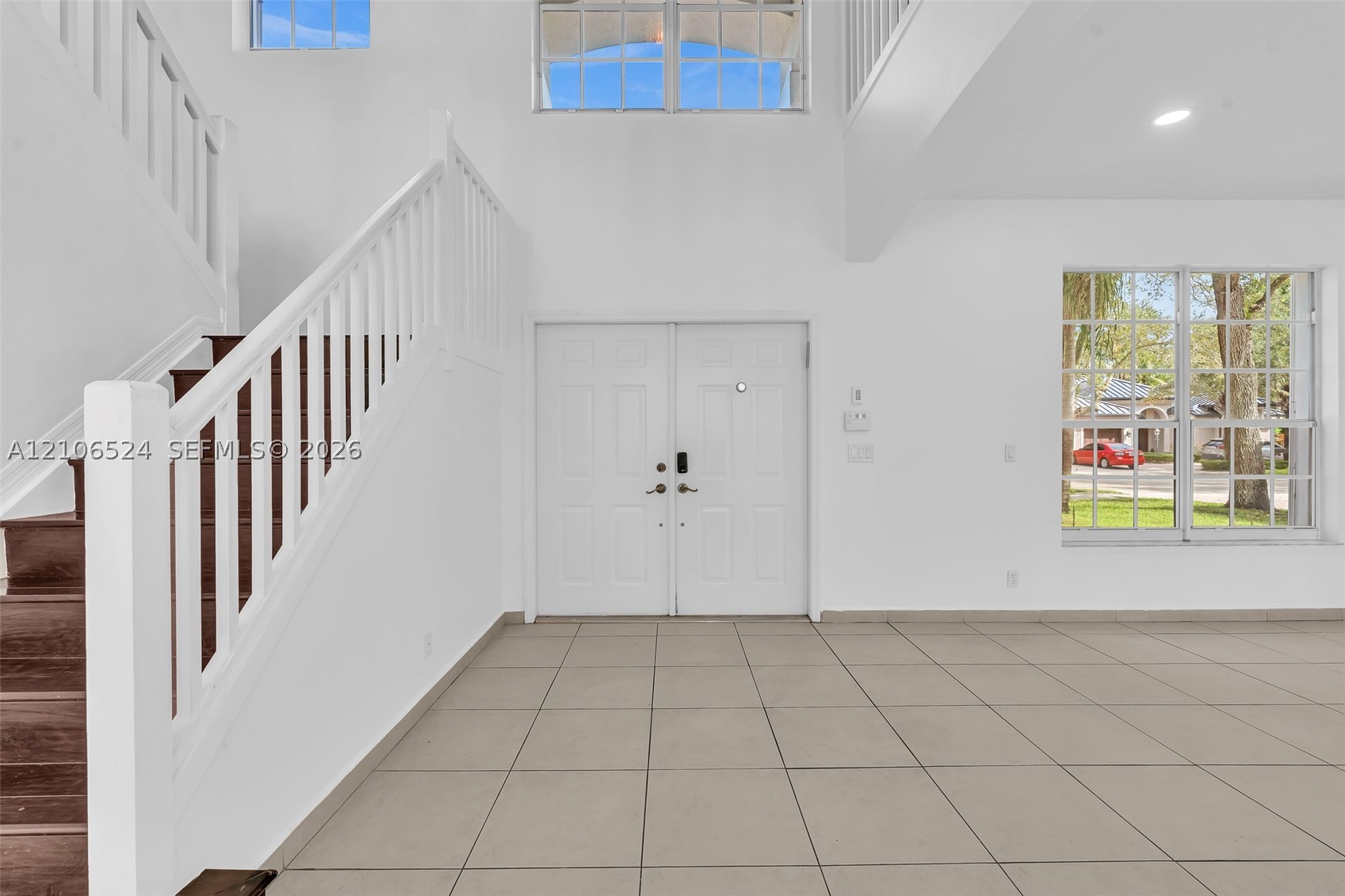 2048 NW 126th Ave, Pembroke Pines FL 33028