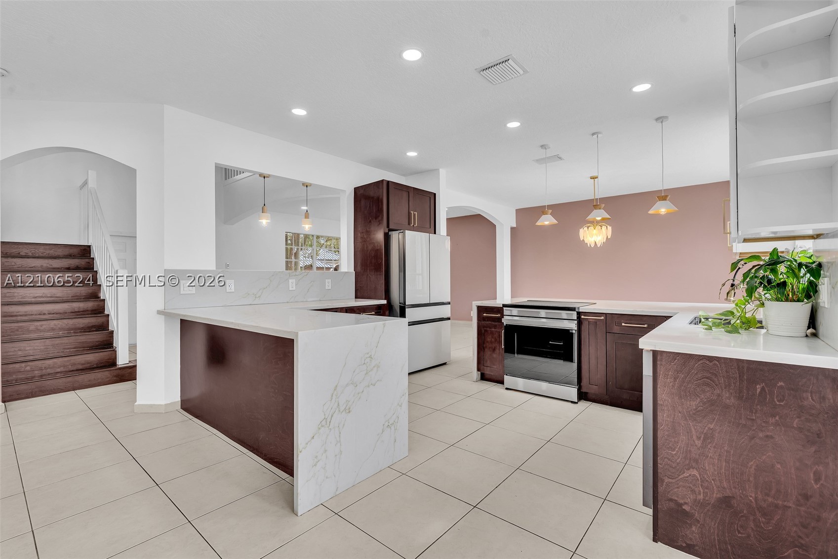 2048 NW 126th Ave, Pembroke Pines FL 33028