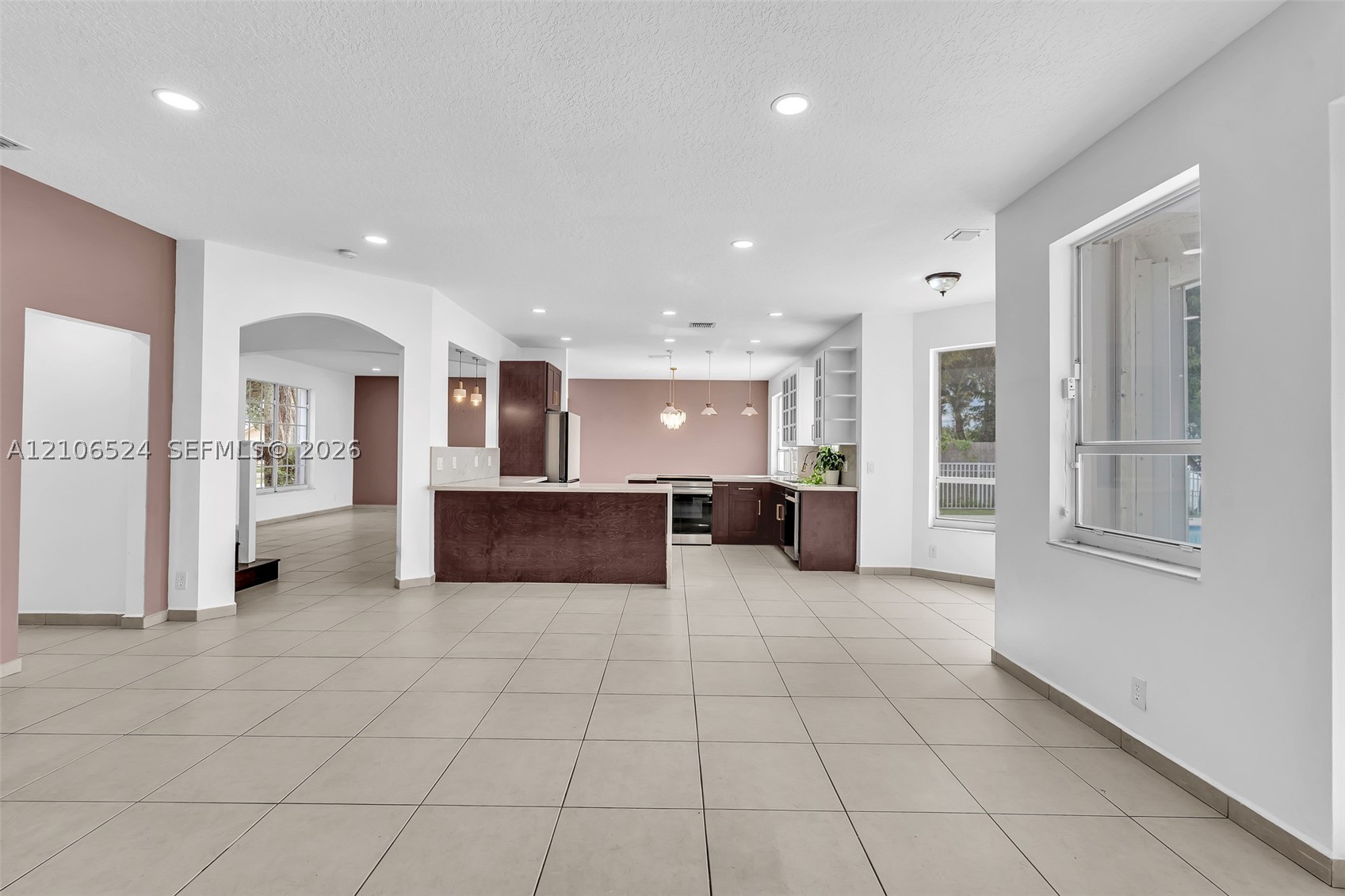 2048 NW 126th Ave, Pembroke Pines FL 33028