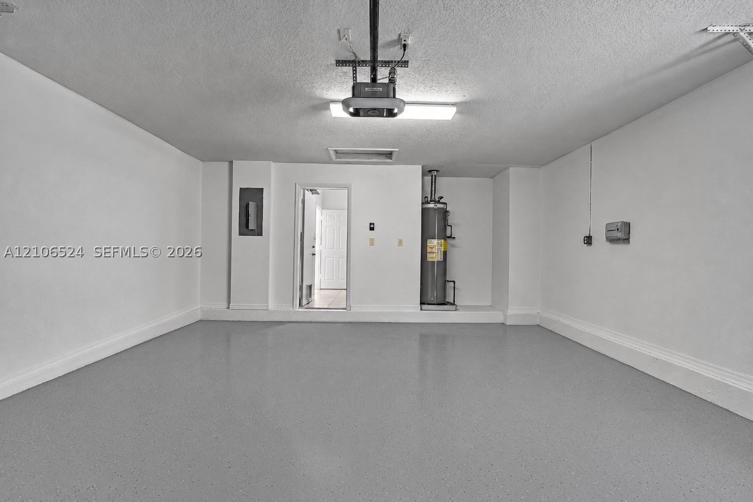 2048 NW 126th Ave, Pembroke Pines FL 33028