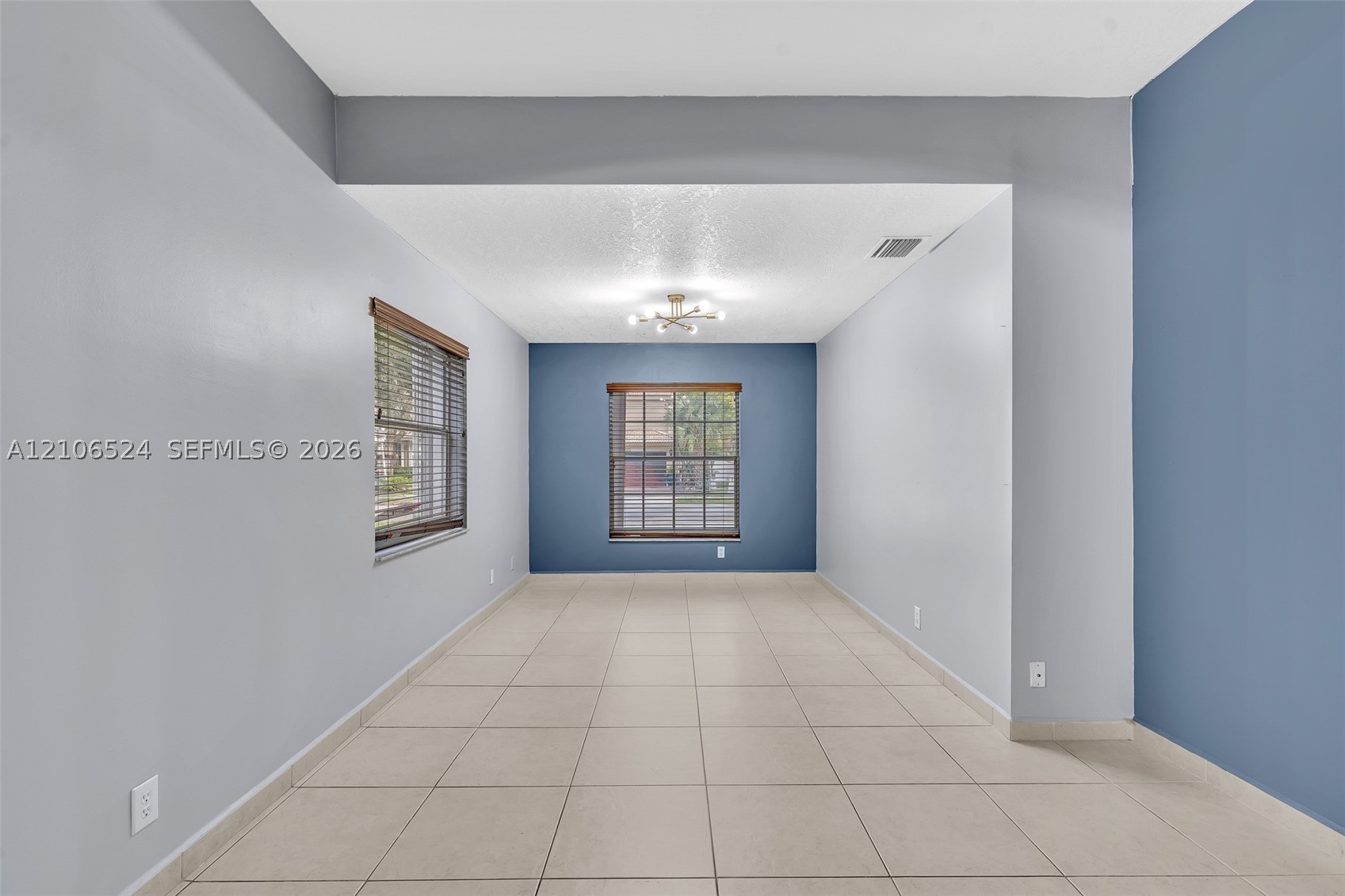 2048 NW 126th Ave, Pembroke Pines FL 33028