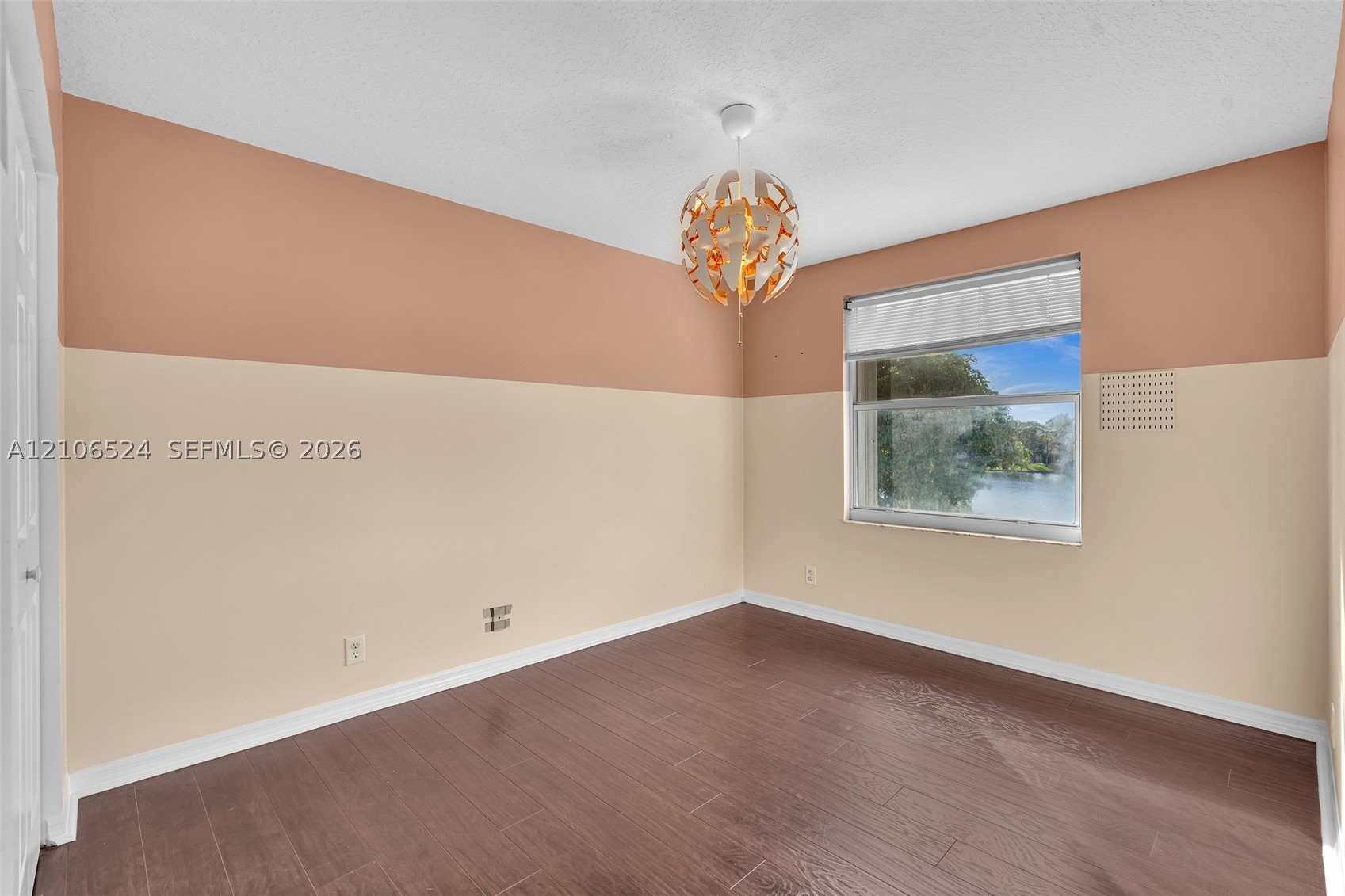 2048 NW 126th Ave, Pembroke Pines FL 33028