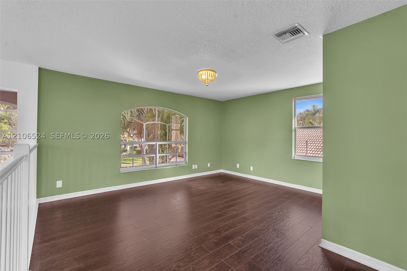 2048 NW 126th Ave, Pembroke Pines FL 33028