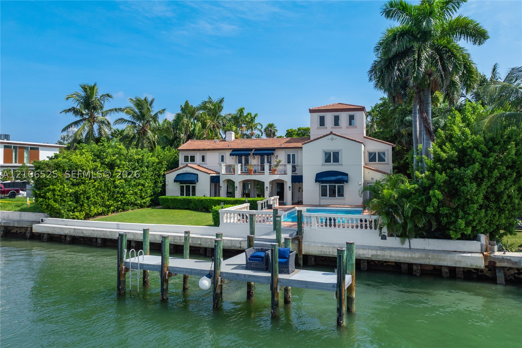 4760 N Bay Rd, Miami Beach FL 33140