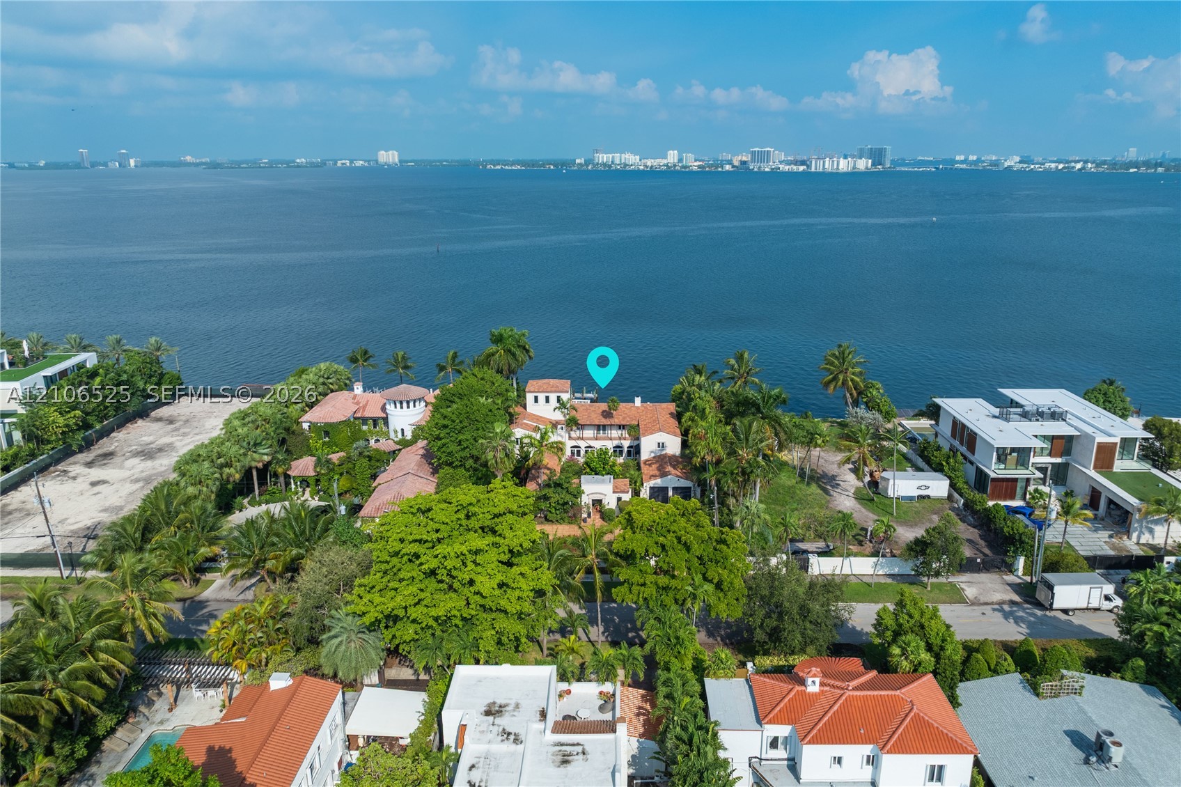 4760 N Bay Rd, Miami Beach FL 33140