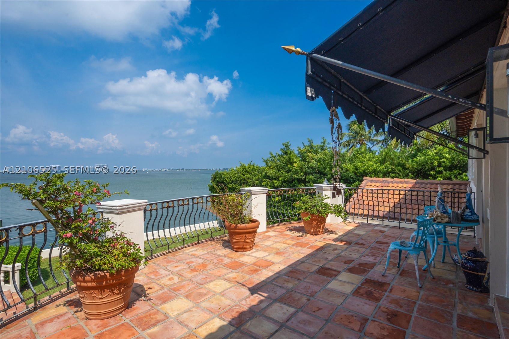 4760 N Bay Rd, Miami Beach FL 33140