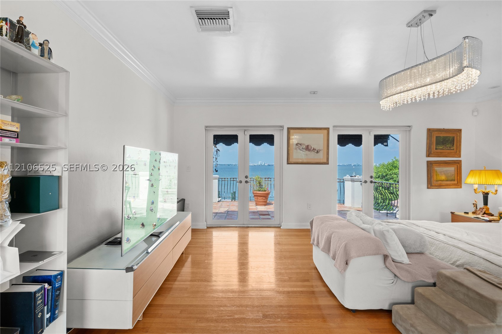 4760 N Bay Rd, Miami Beach FL 33140