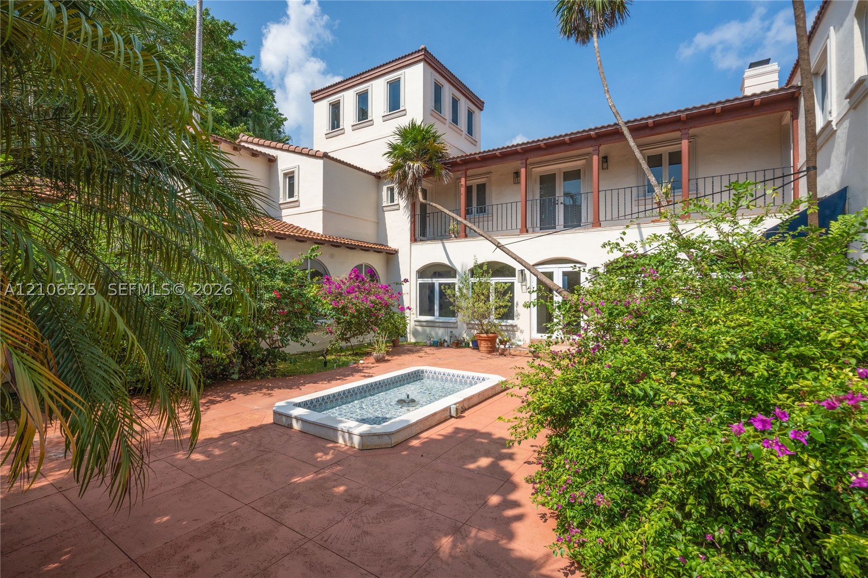 4760 N Bay Rd, Miami Beach FL 33140