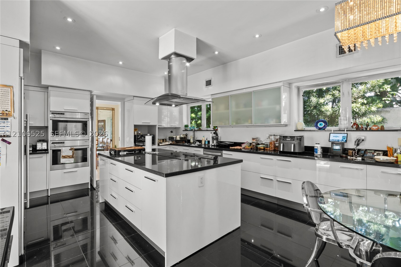 4760 N Bay Rd, Miami Beach FL 33140