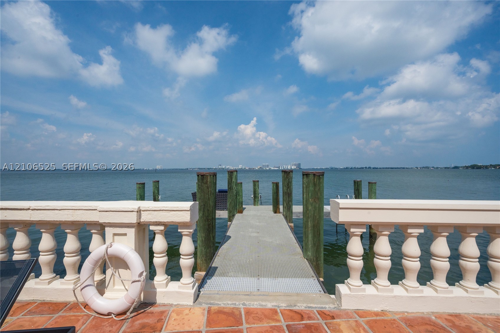 4760 N Bay Rd, Miami Beach FL 33140
