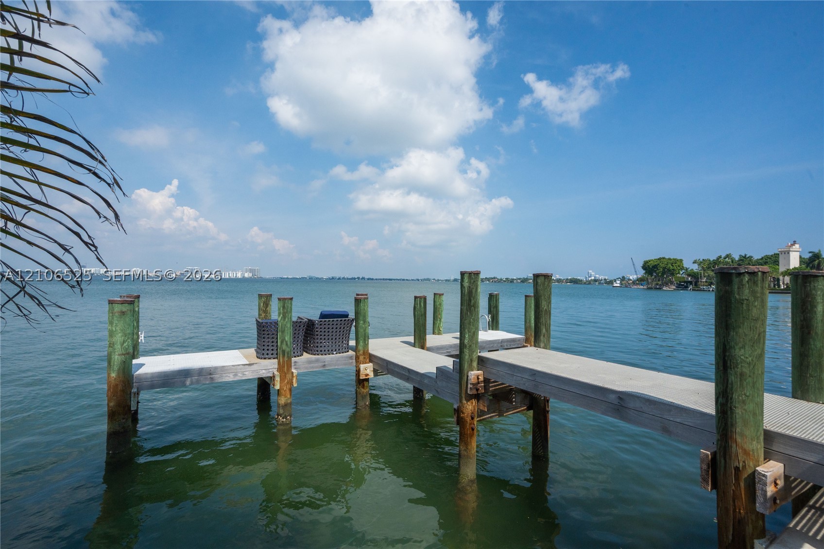 4760 N Bay Rd, Miami Beach FL 33140