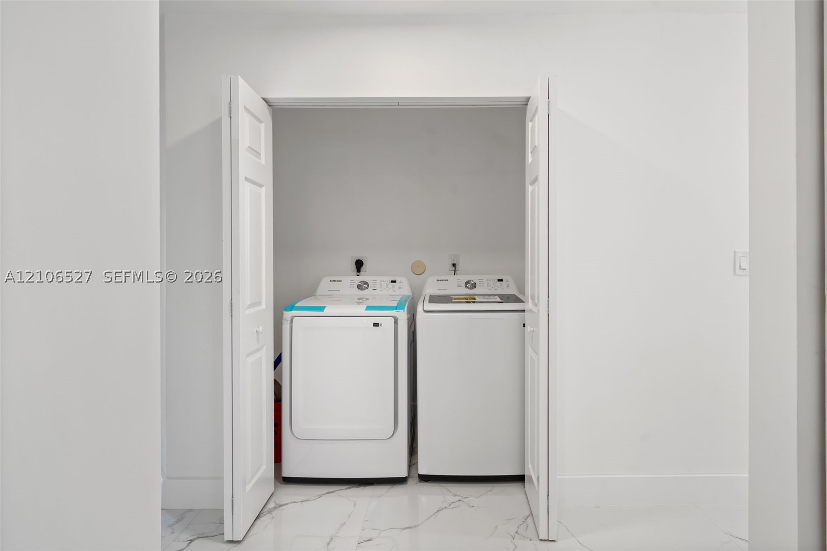 253 SW 4th St #1, Dania Beach FL 33004