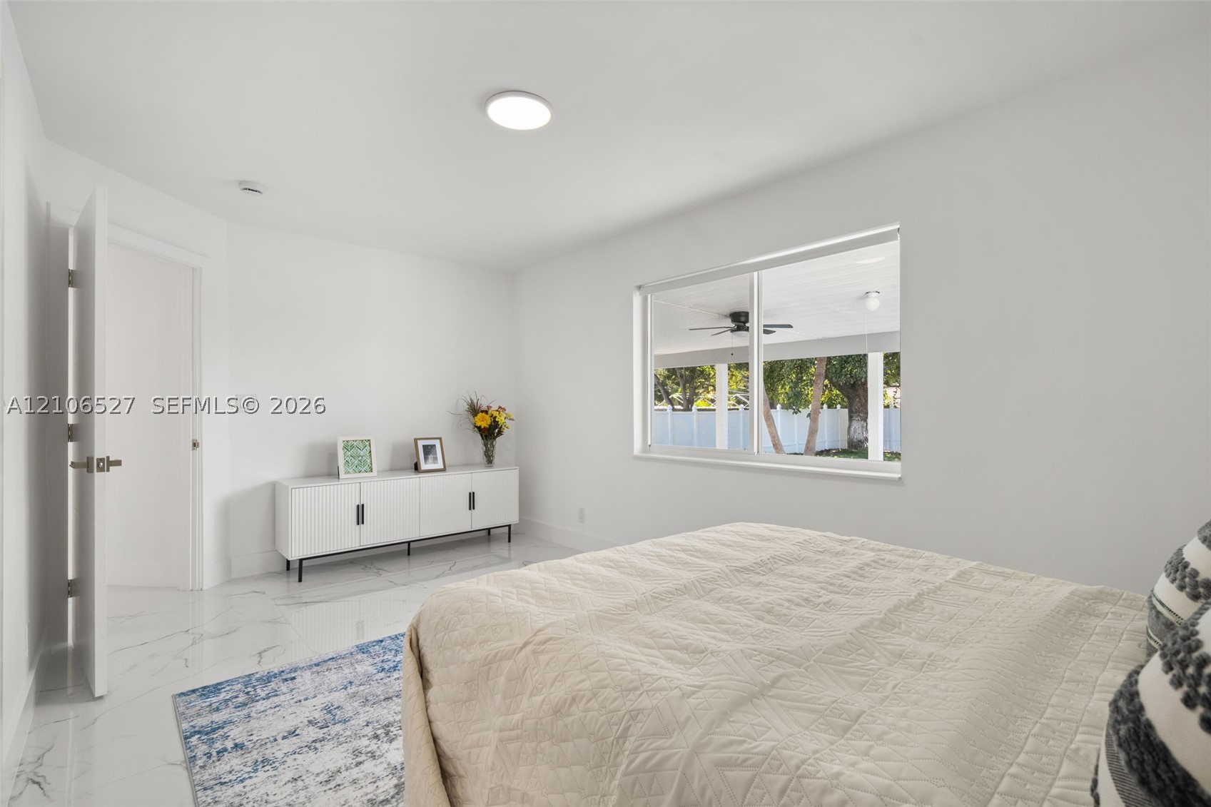 253 SW 4th St #1, Dania Beach FL 33004