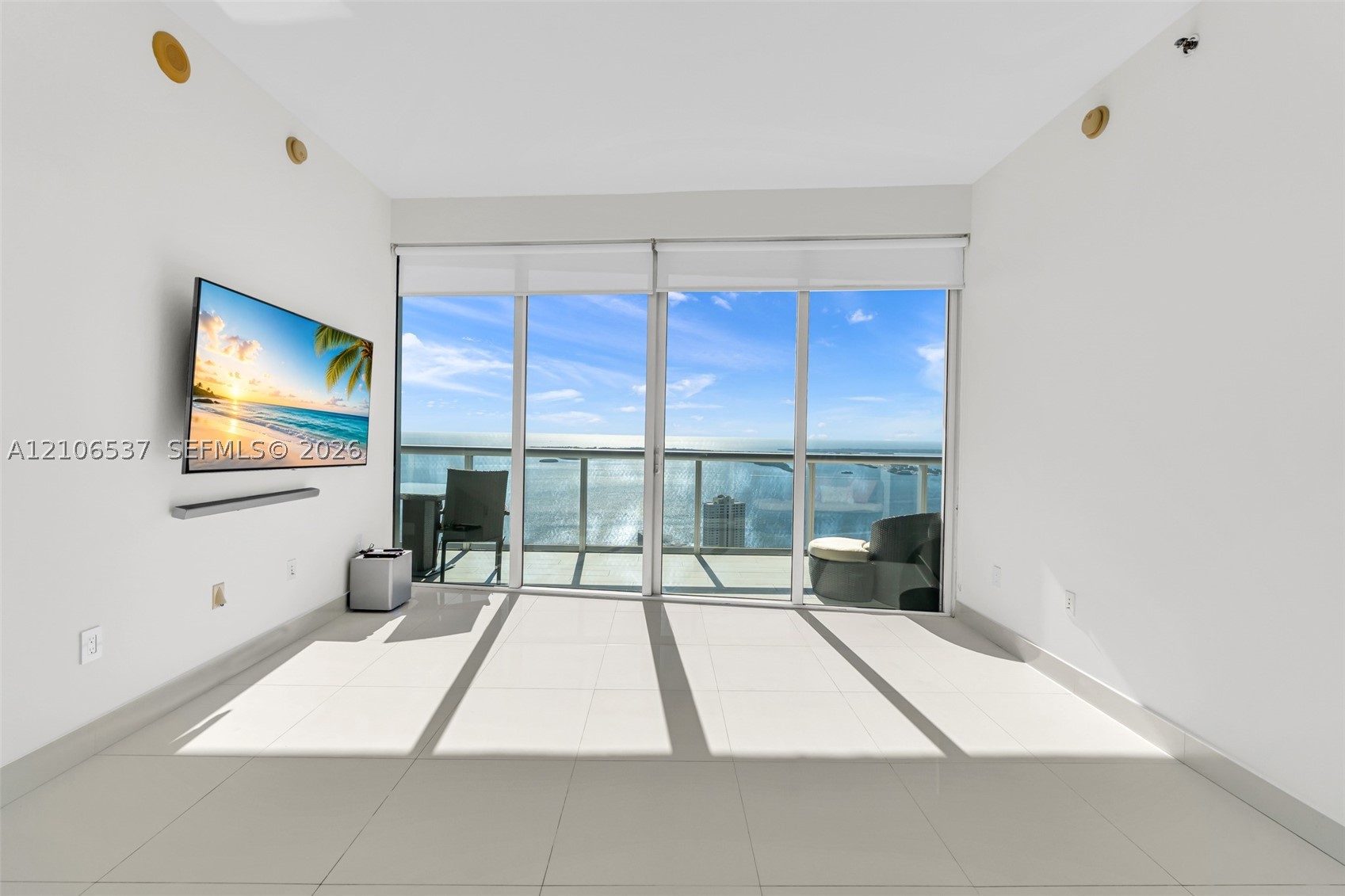 465 Brickell Ave #5203, Miami FL 33131
