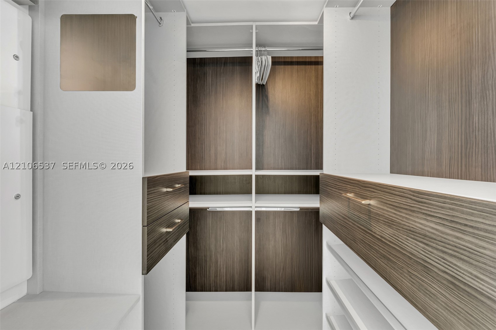 465 Brickell Ave #5203, Miami FL 33131