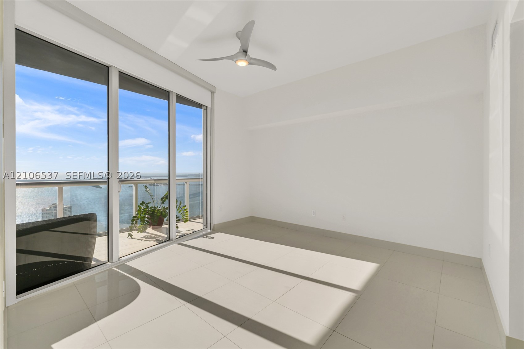 465 Brickell Ave #5203, Miami FL 33131