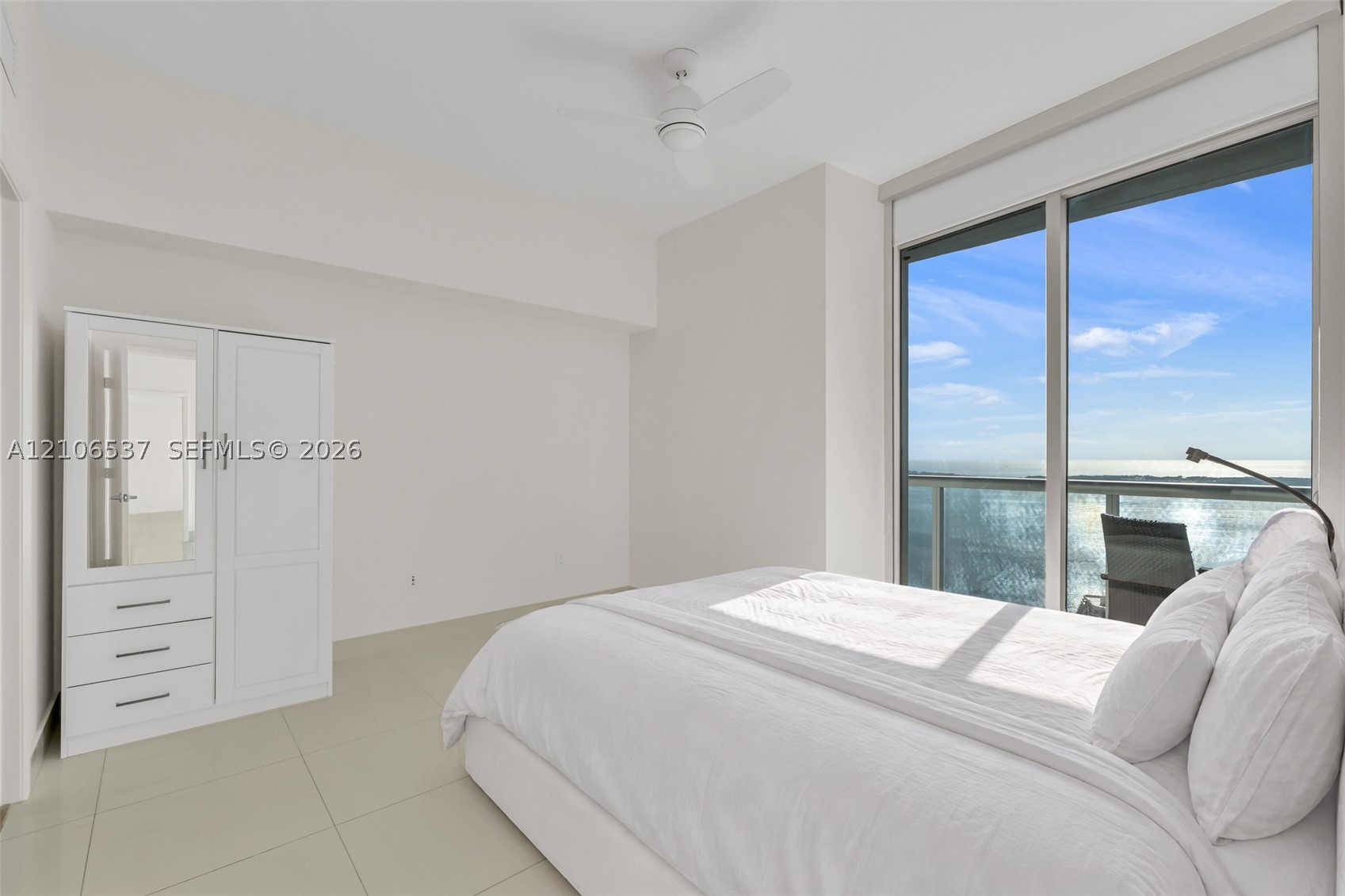 465 Brickell Ave #5203, Miami FL 33131