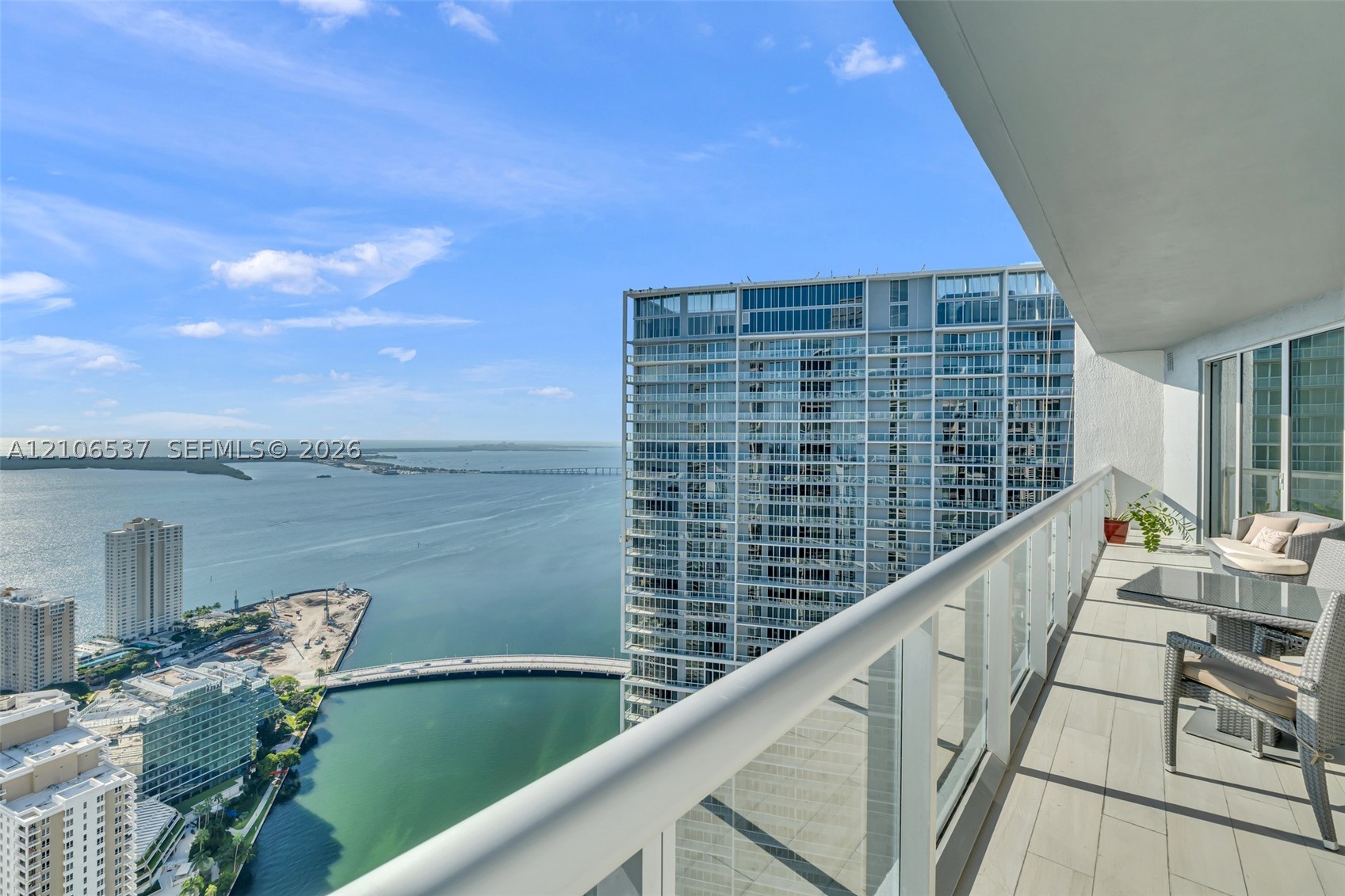 465 Brickell Ave #5203, Miami FL 33131
