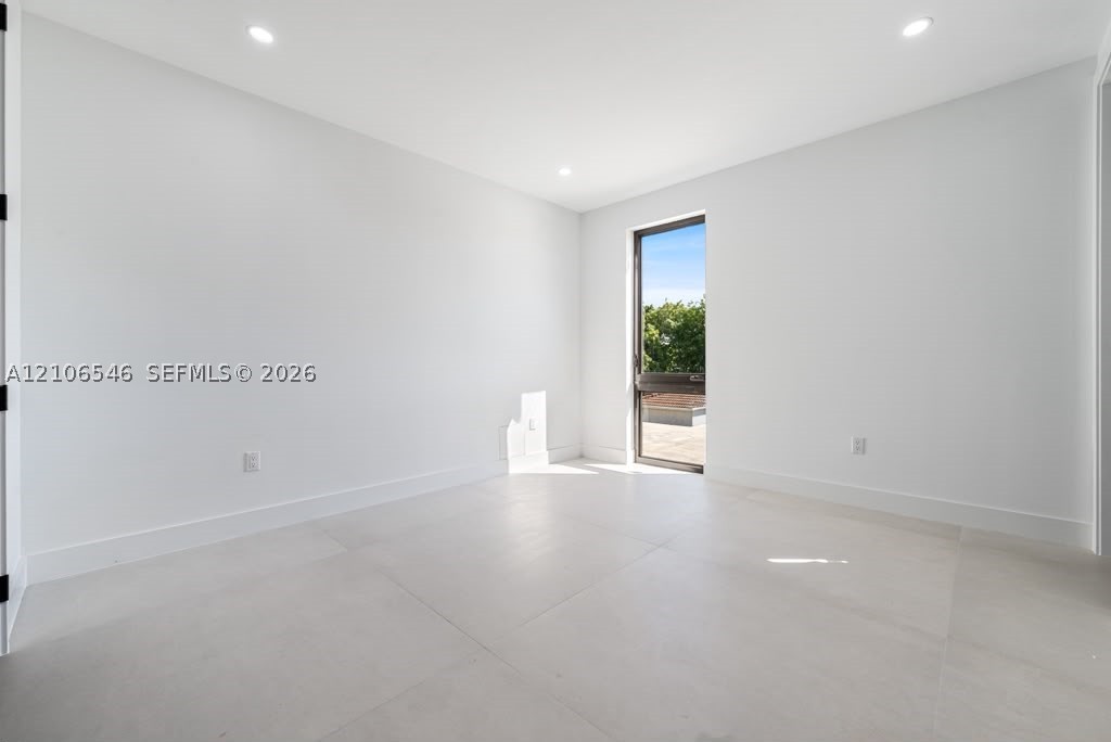6335 SW 34th St, Miami FL 33155