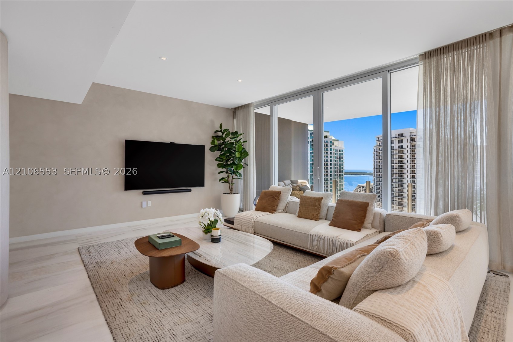 300 Biscayne Boulevard Way #3002E, Miami FL 33131