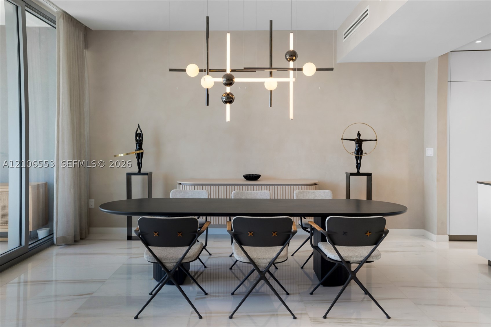 300 Biscayne Boulevard Way #3002E, Miami FL 33131
