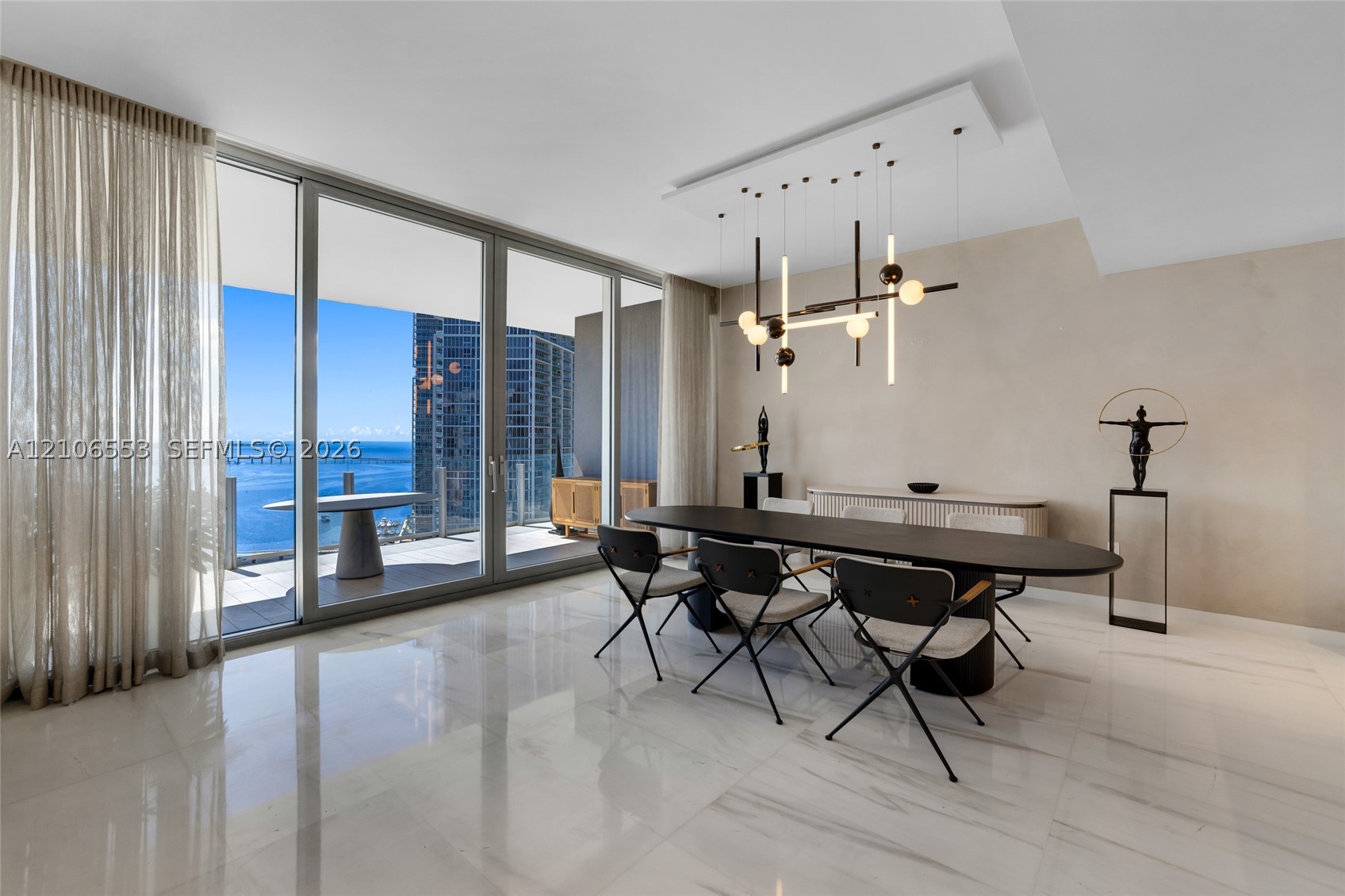 300 Biscayne Boulevard Way #3002E, Miami FL 33131