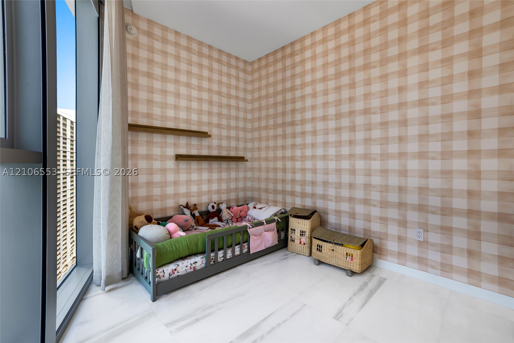 300 Biscayne Boulevard Way #3002E, Miami FL 33131