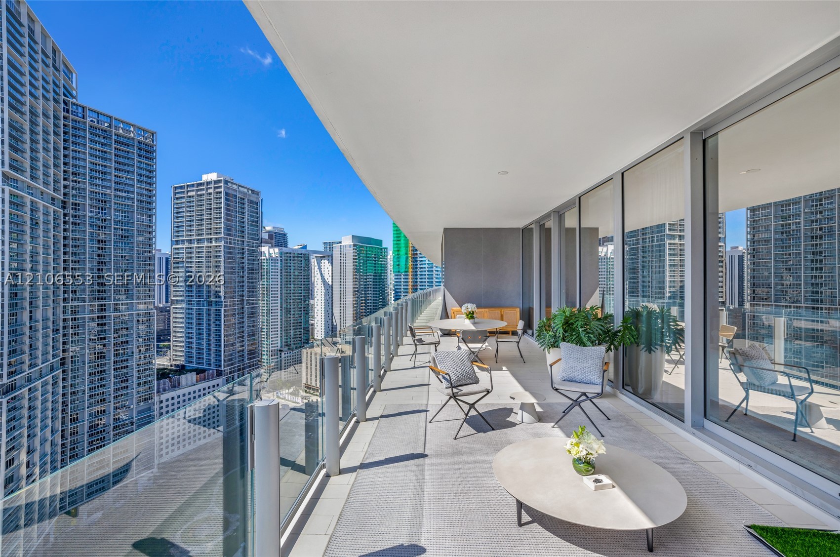 300 Biscayne Boulevard Way #3002E, Miami FL 33131