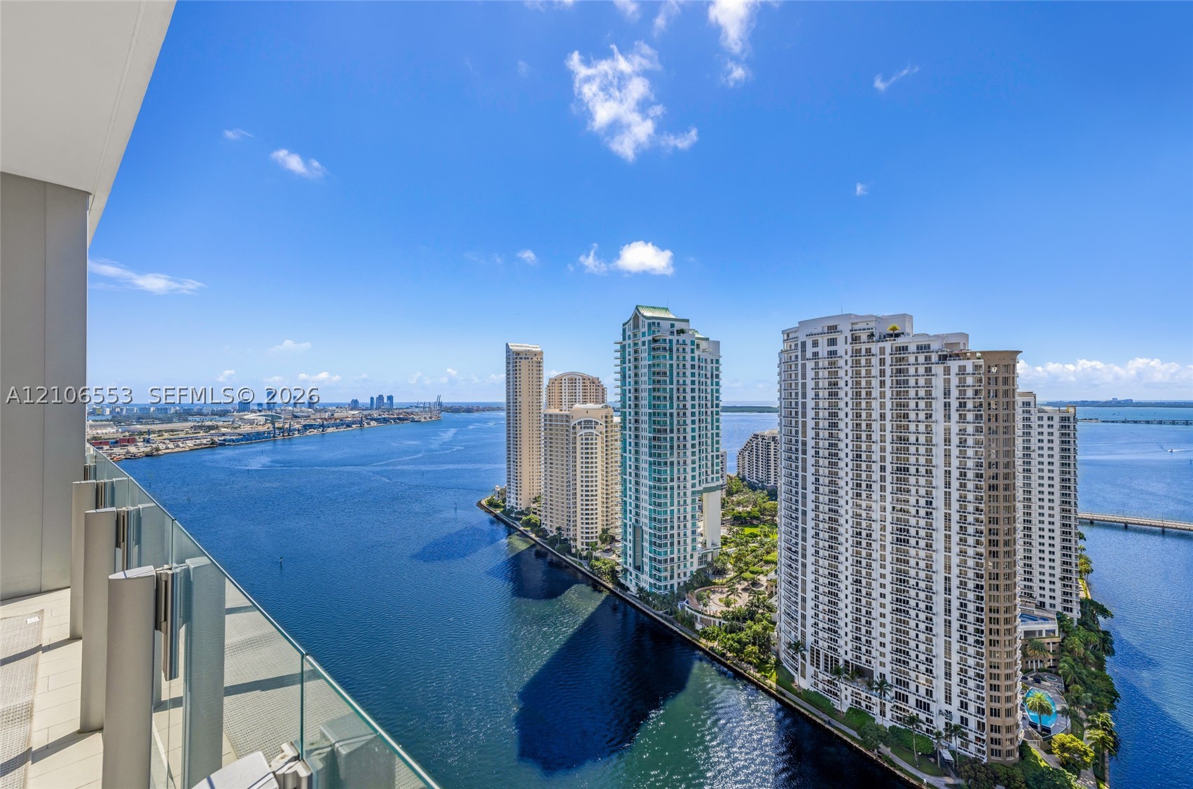 300 Biscayne Boulevard Way #3002E, Miami FL 33131