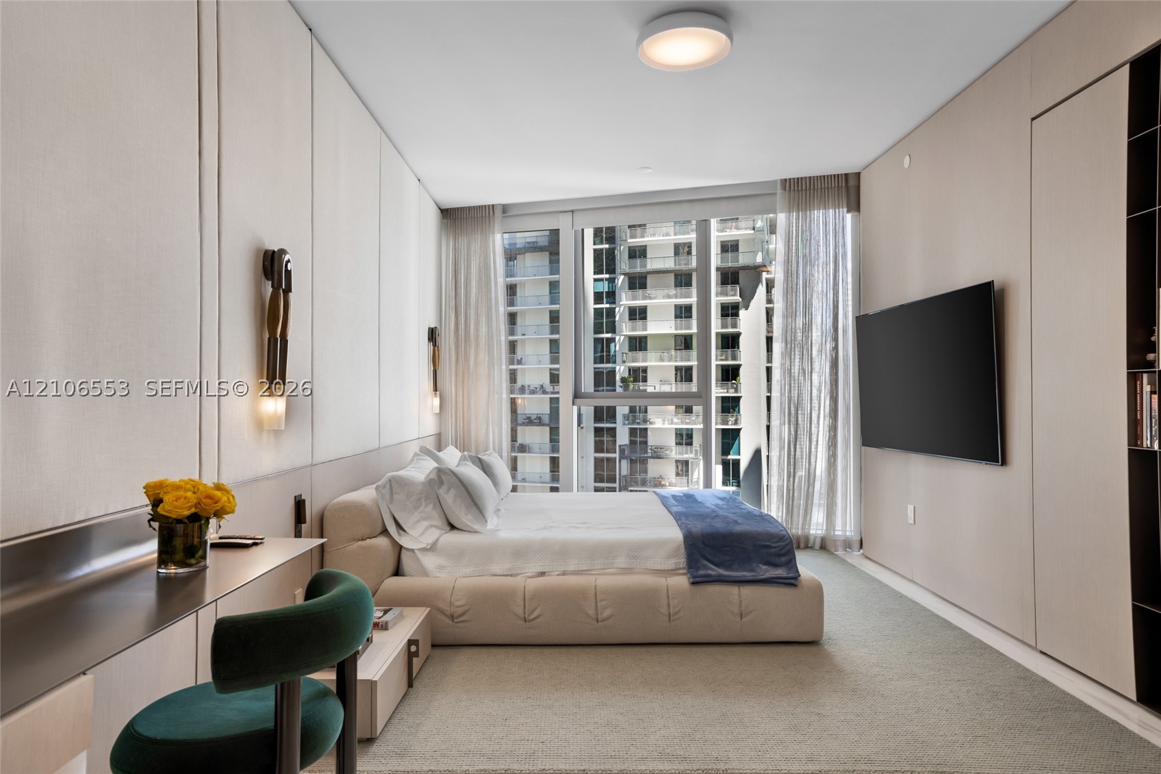 300 Biscayne Boulevard Way #3002E, Miami FL 33131
