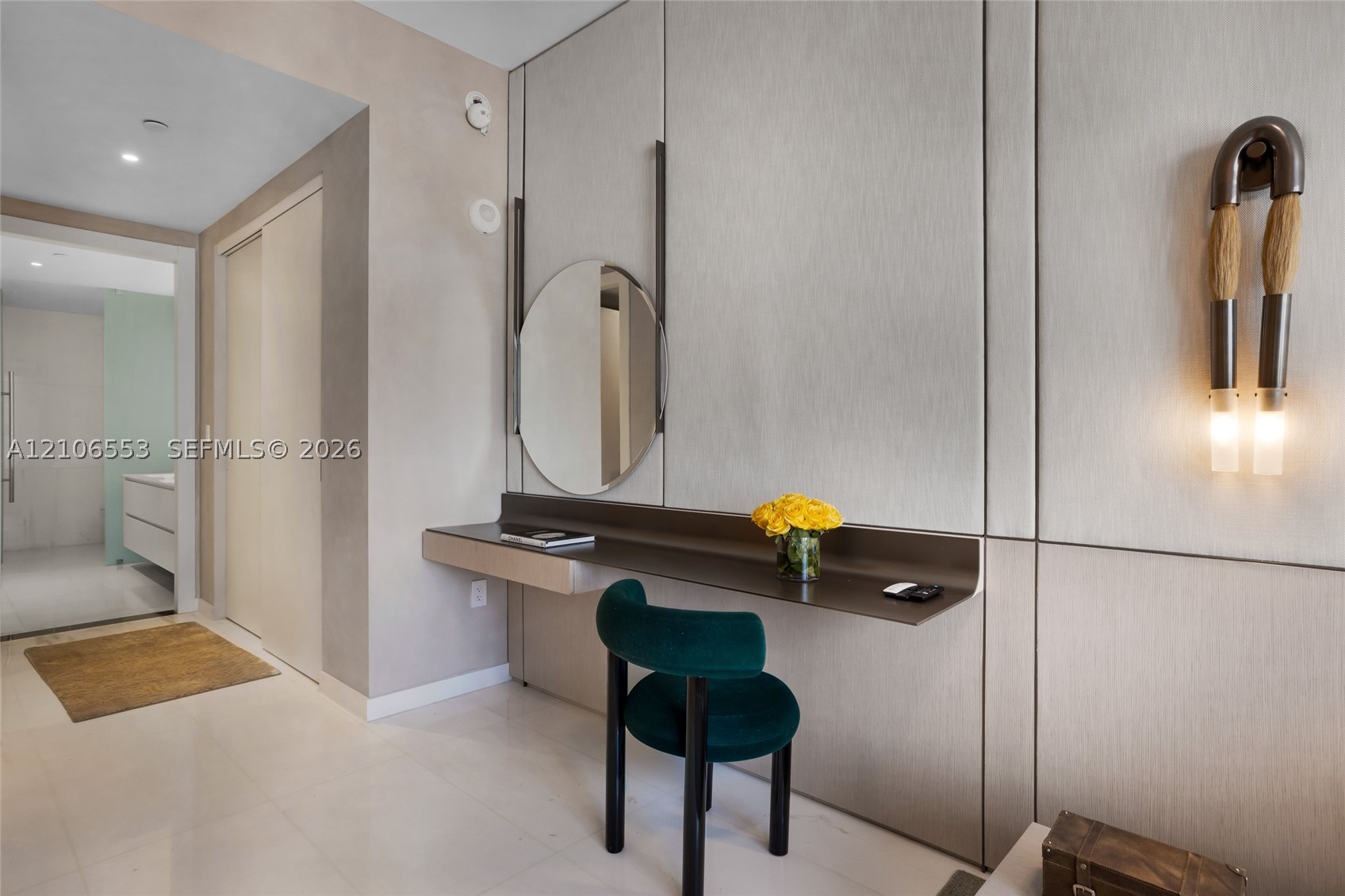 300 Biscayne Boulevard Way #3002E, Miami FL 33131