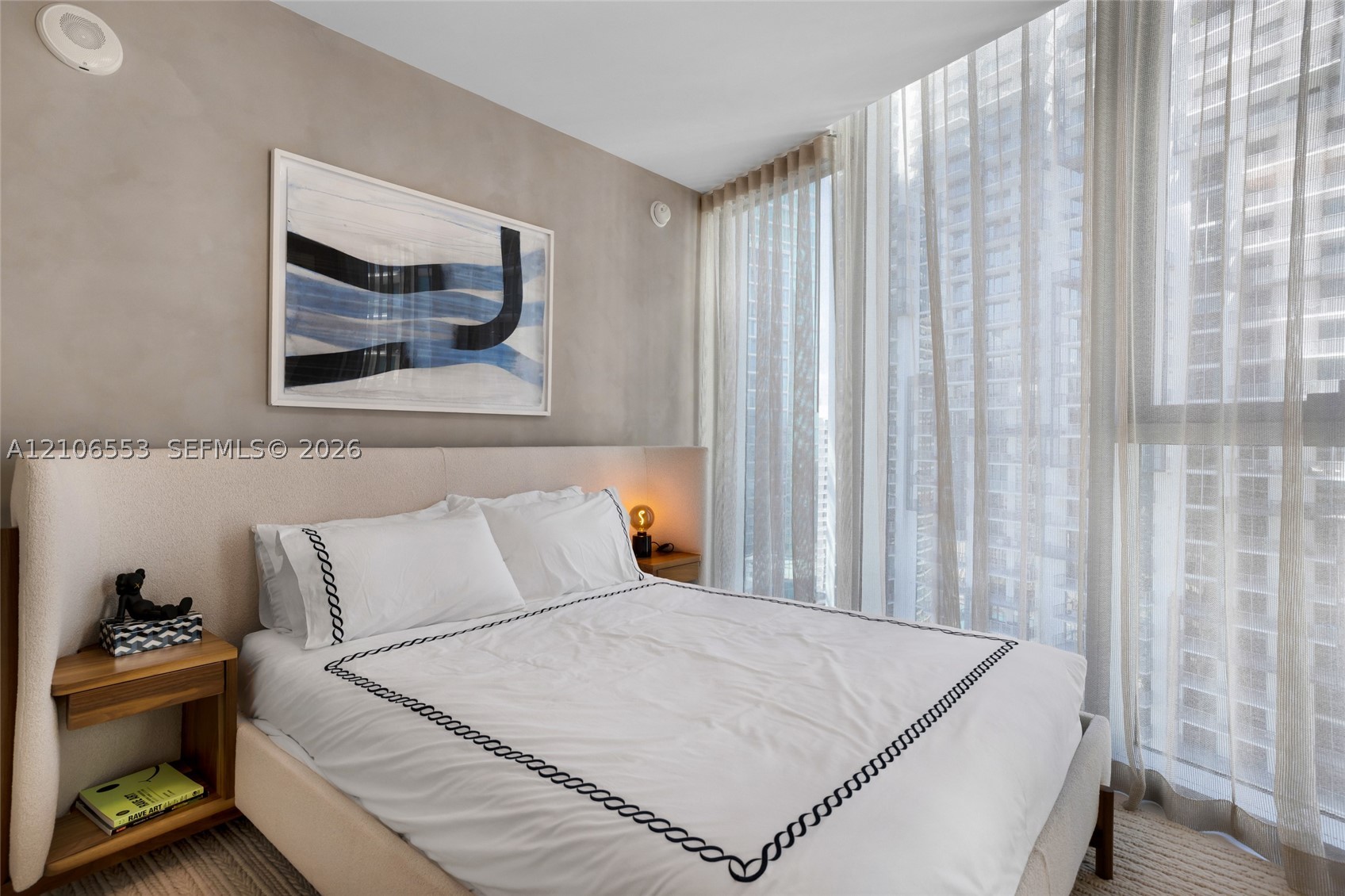 300 Biscayne Boulevard Way #3002E, Miami FL 33131