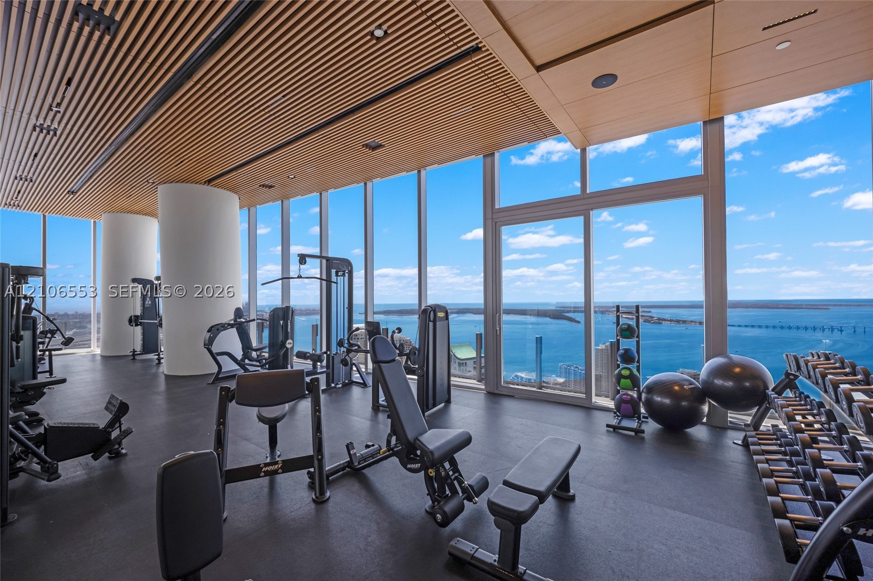 300 Biscayne Boulevard Way #3002E, Miami FL 33131