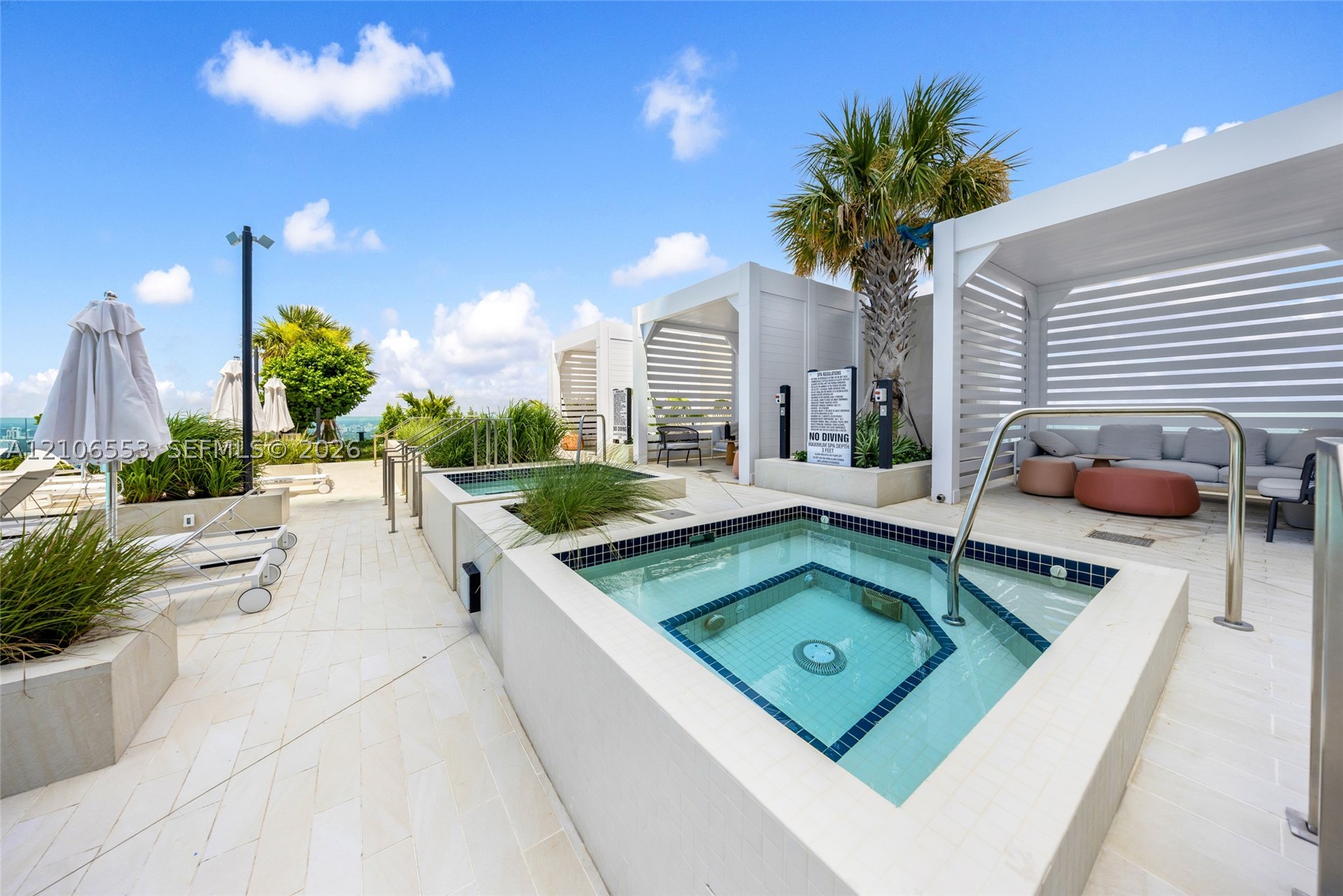 300 Biscayne Boulevard Way #3002E, Miami FL 33131