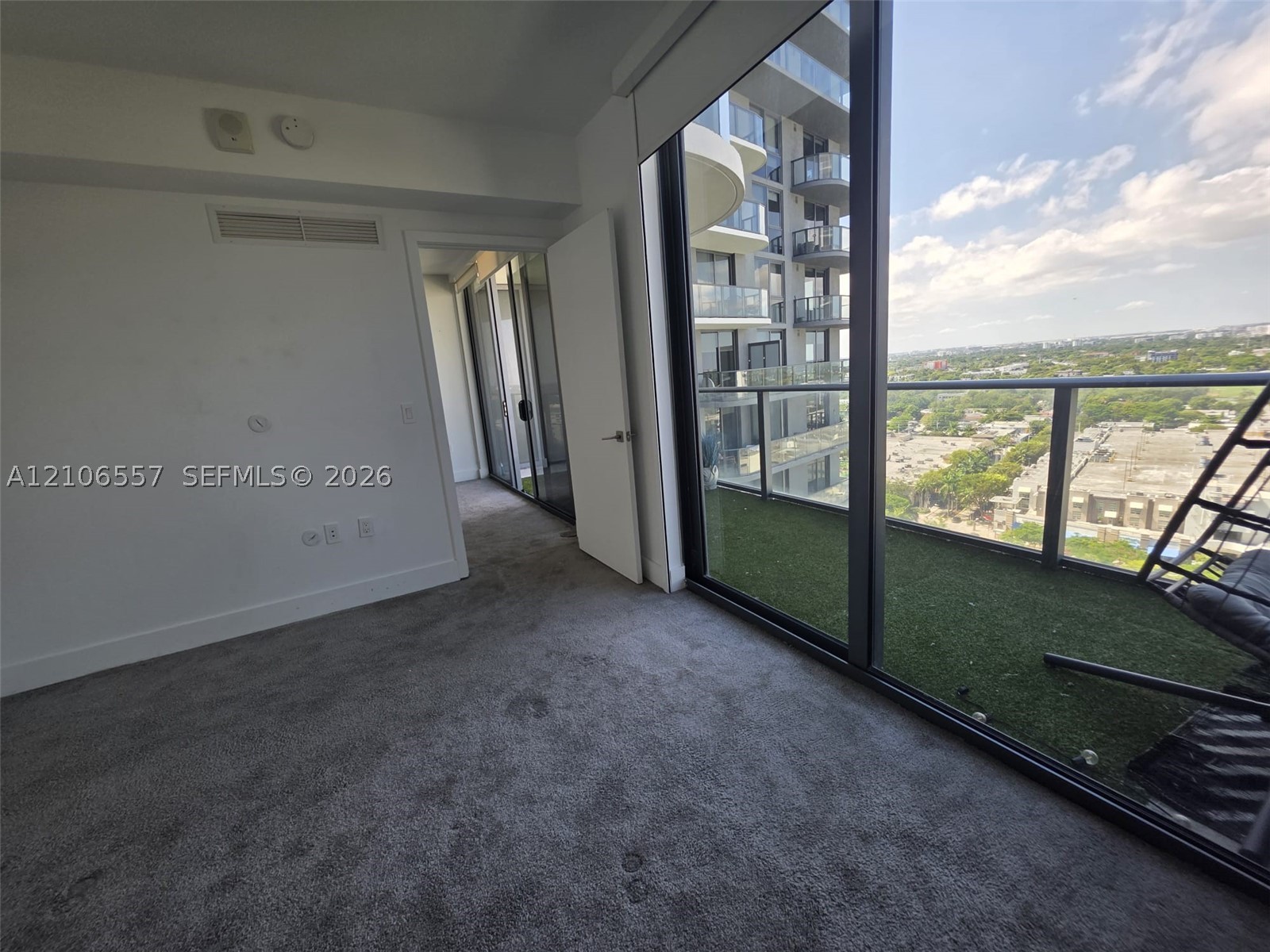 121 NE 34th St #1912, Miami FL 33137