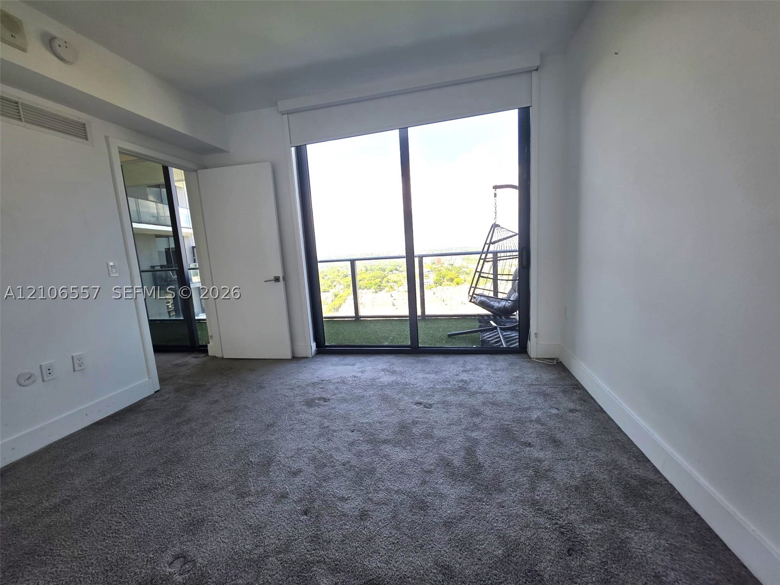 121 NE 34th St #1912, Miami FL 33137