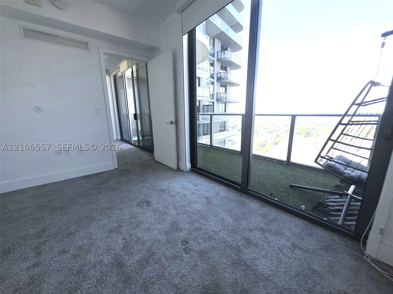 121 NE 34th St #1912, Miami FL 33137