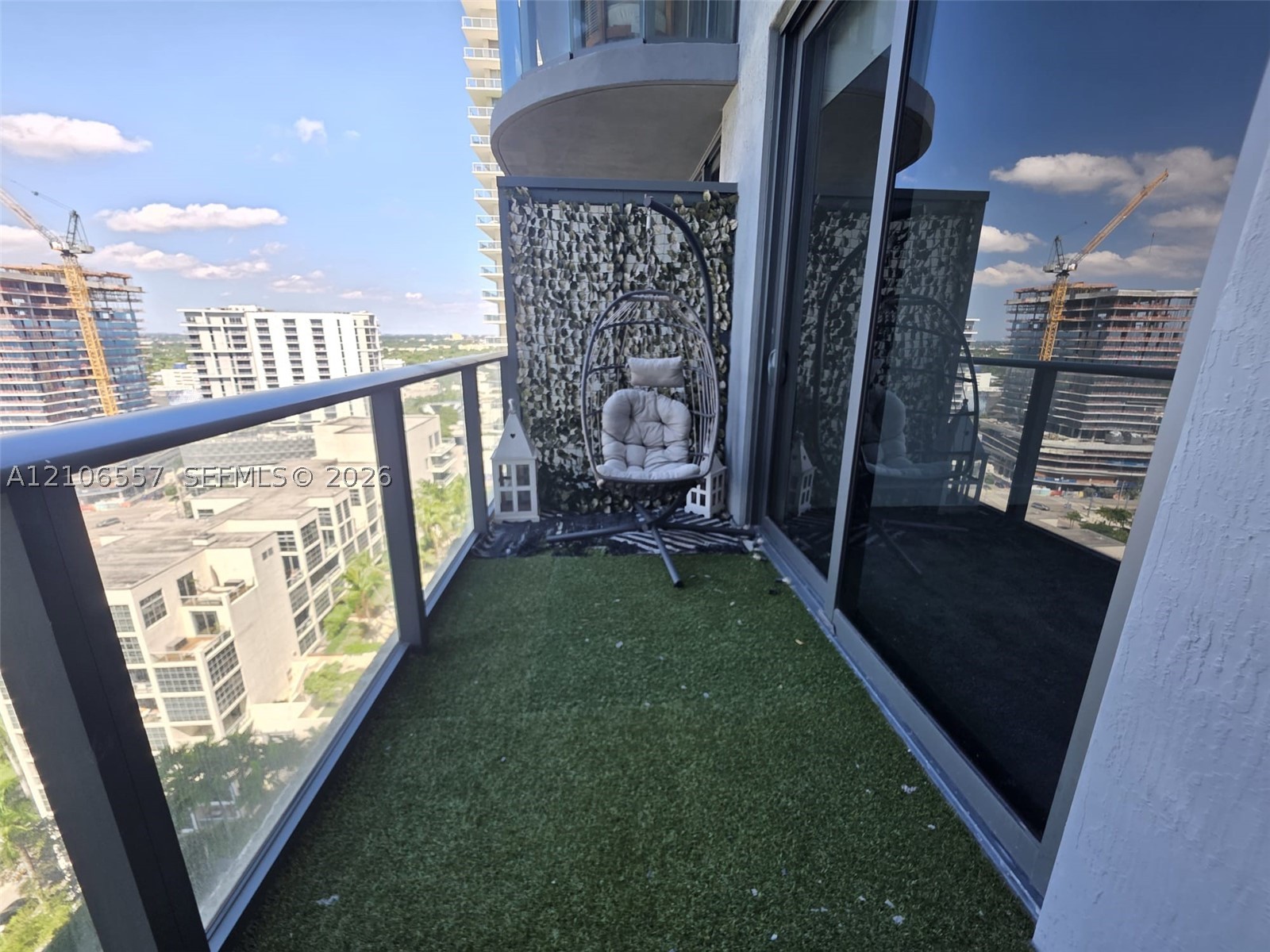 121 NE 34th St #1912, Miami FL 33137