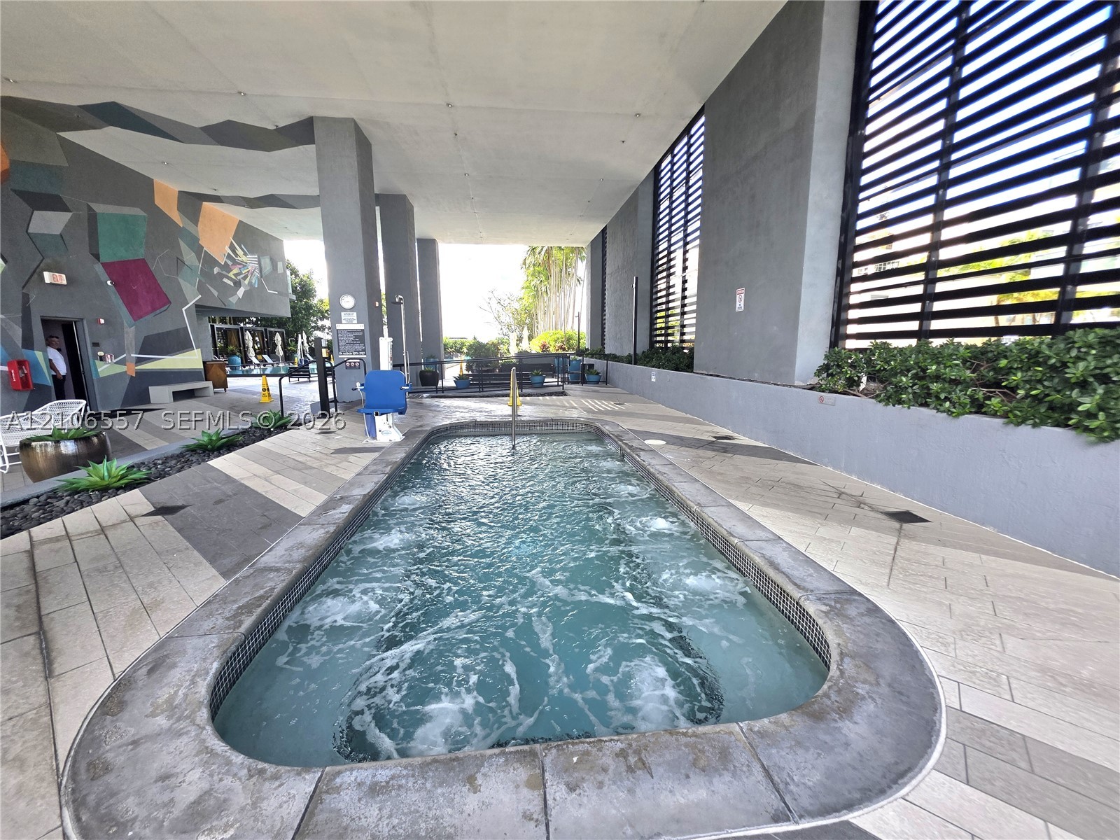 121 NE 34th St #1912, Miami FL 33137