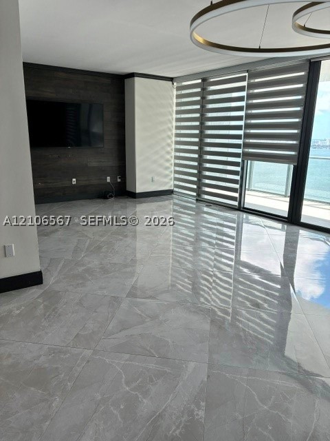 650 NE 32nd St #3003, Miami FL 33137