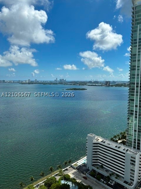 650 NE 32nd St #3003, Miami FL 33137