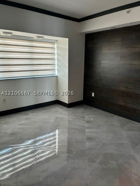 650 NE 32nd St #3003, Miami FL 33137