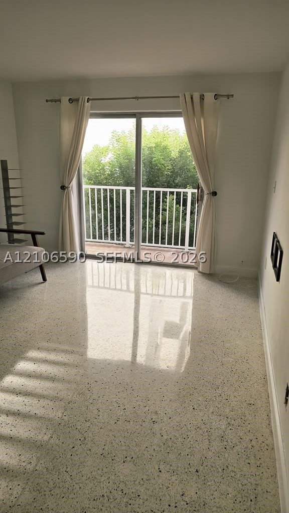 836 SW 1st St #403, Miami FL 33130