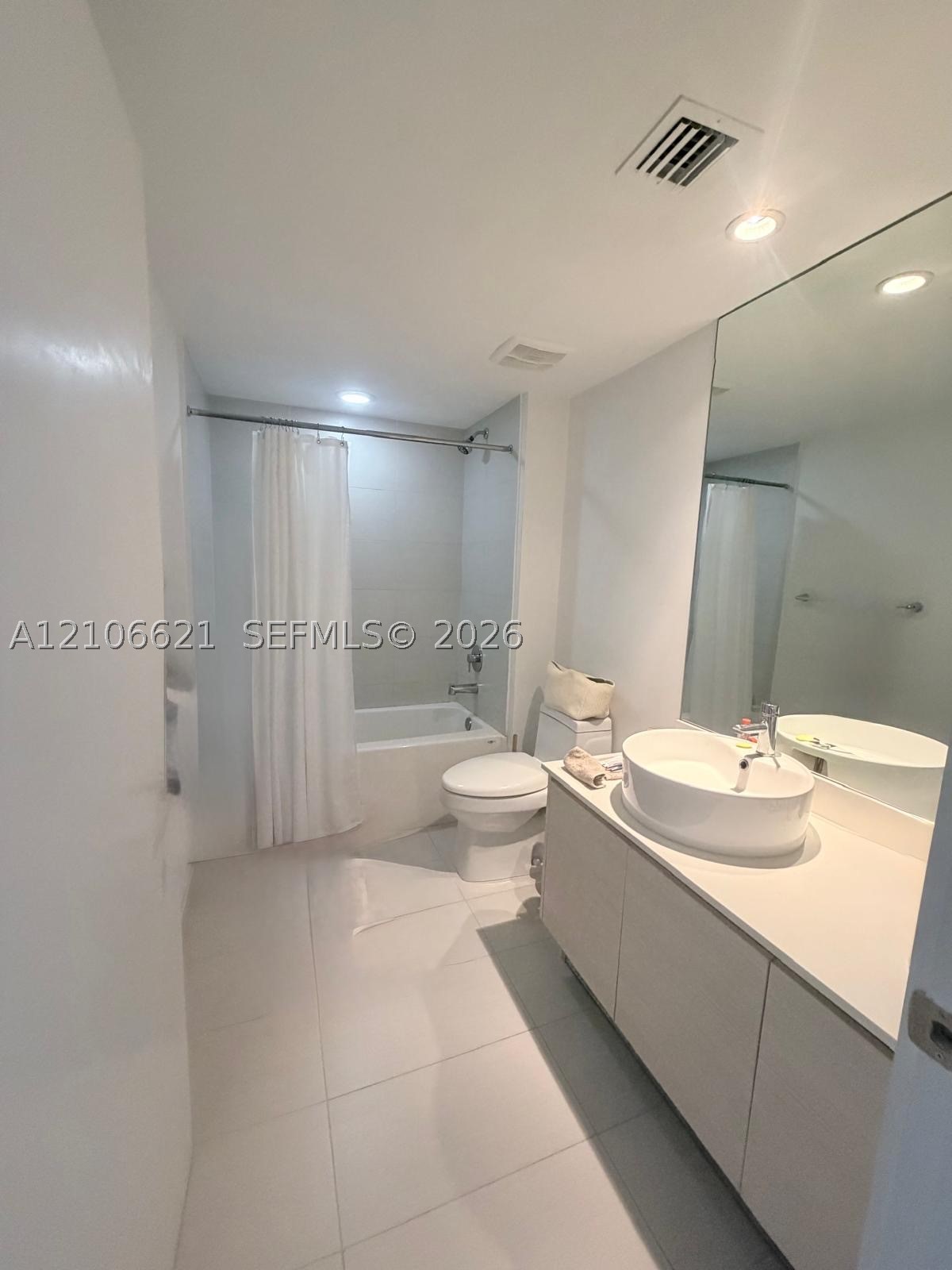 4250 Biscayne Blvd #706, Miami FL 33137