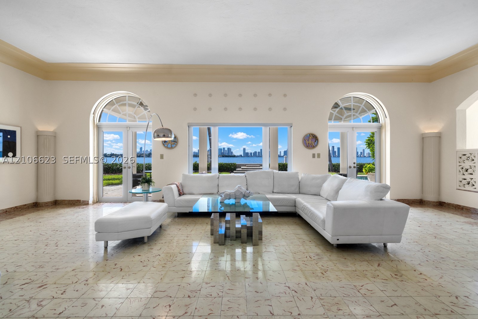2312 Bay Ave, Miami Beach FL 33140