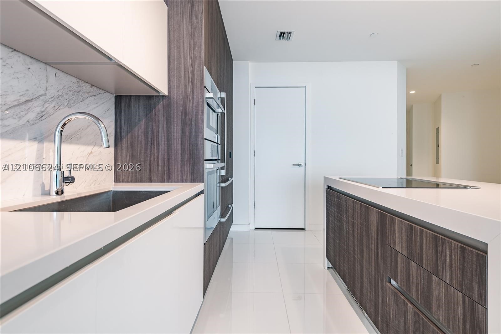 851 NE 1st Ave #2100, Miami FL 33132