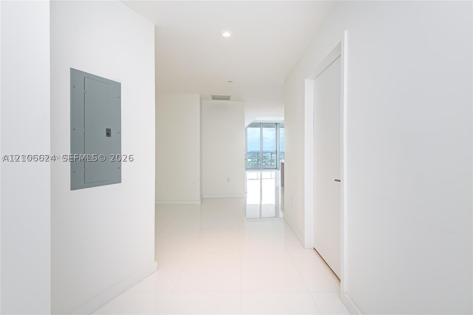 851 NE 1st Ave #2100, Miami FL 33132