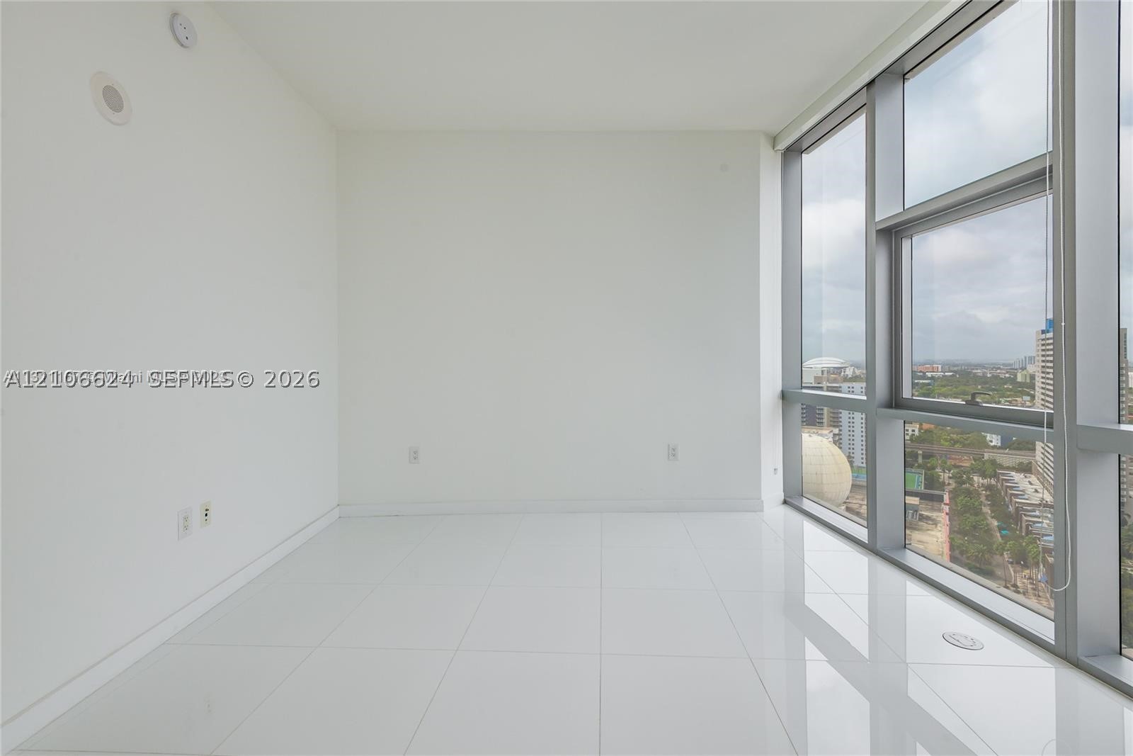 851 NE 1st Ave #2100, Miami FL 33132